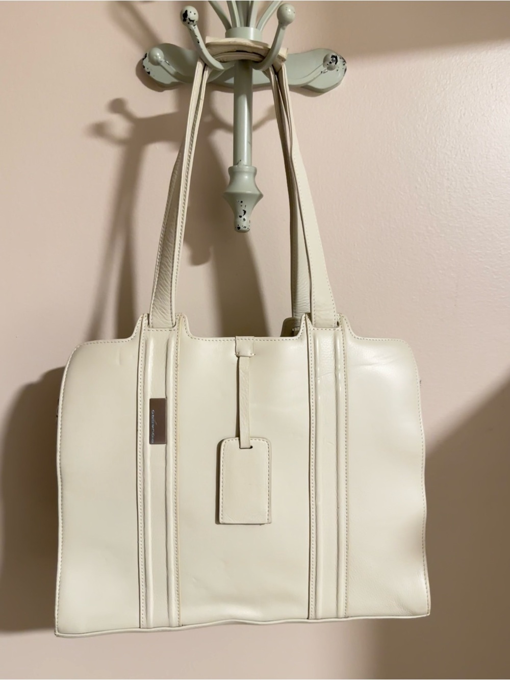 PIQUADRO Cream Leather Travel Tote Bag